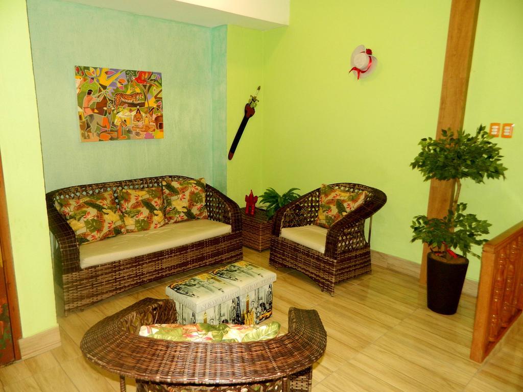 Pousada Casa Madrid Bragança Екстериор снимка